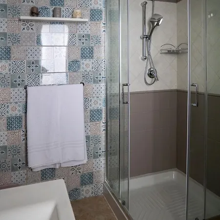 Πανσιόν Domo Anna