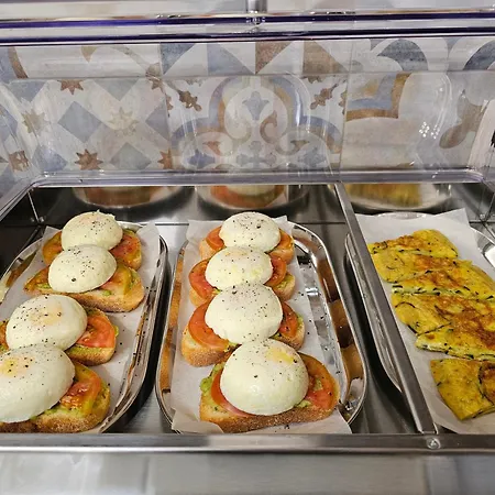 Domo Anna Πανσιόν