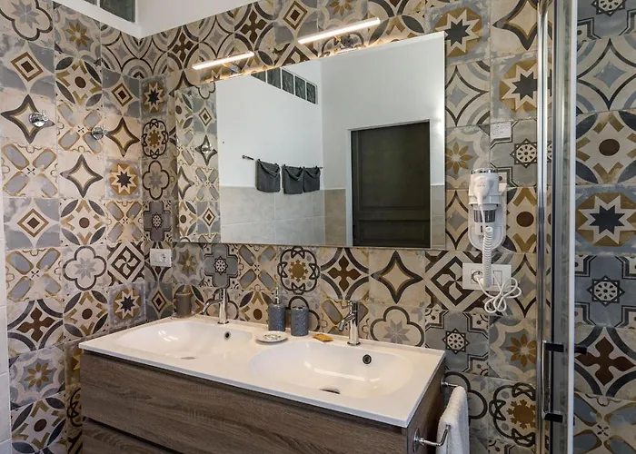 Domo Anna Gasthof 4*